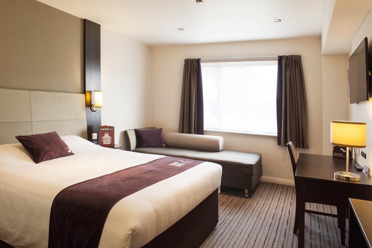 Premier Inn London Holborn חדר תמונה